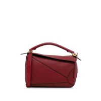 loewe pre-owned 2017 medium puzzle bag satchel - rouge