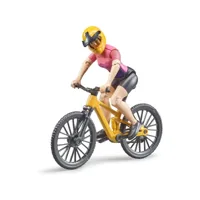 bworld vélo de montagne avec une femme cycliste